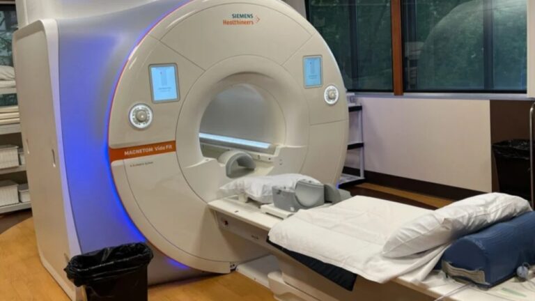 metal-takilar-olumcul-olabilir-mri-odasindakorkuncolay-mZX8Tzmm.jpg