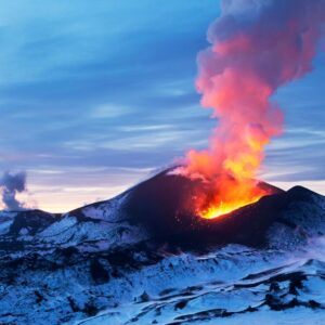 kamcatkada felaket zinciri yanardag 600 yil sonra ilk kez patladi VDu8OZF2