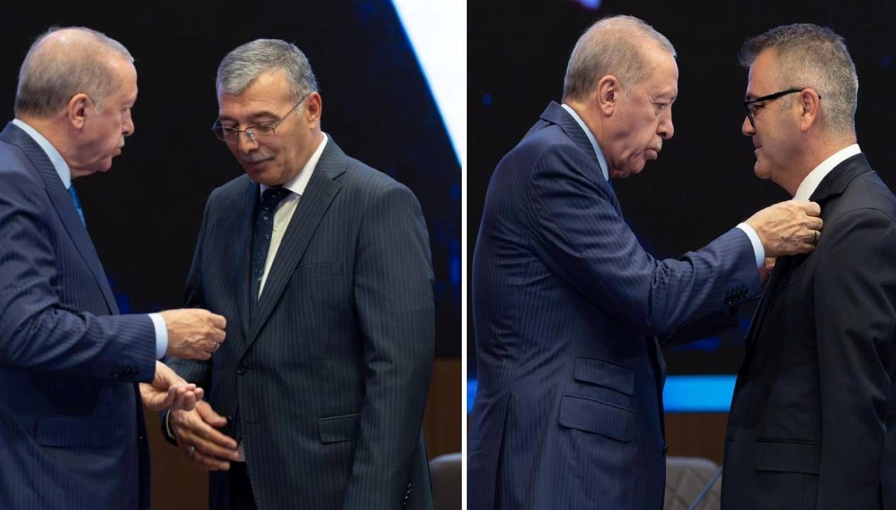 cumhurbaskani erdogan ak partiye katilan iki belediye baskanina rozet takti JaU92dBK