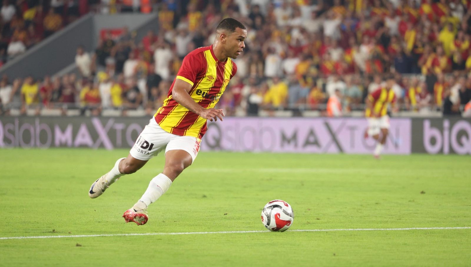 goztepede juan hasret dindirecek 7PSyiEFt