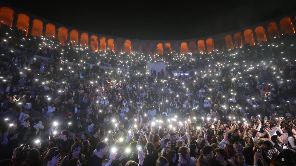 genc oyuncular aspendos antik tiyatrosunda sahne aldi cf6kktAJ.jpg