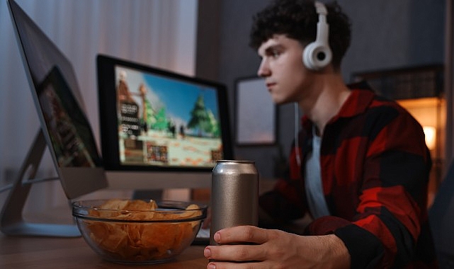 enerji icecegiyle alkol karisimi ilk belirtiler carpinti ve tansiyon yukselmesi 6L59pJgx.jpg