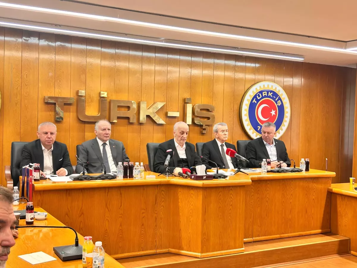 turk isten asgari ucret uyarisi aZF1cprB.jpg