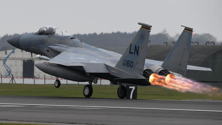 goklerin-hakimi-f-15-neden-ucak-gemilerine-hic-inemedi-H6IJFJZm-1